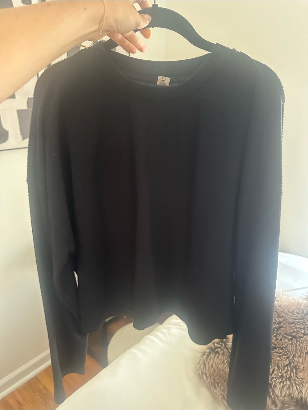Women's Black Long Sleeve Crewneck Tee